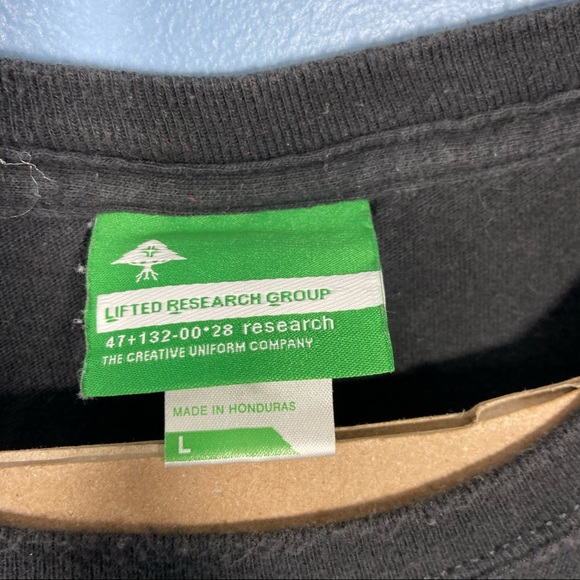 LRG black t-shirt size large - Picture 2 of 3